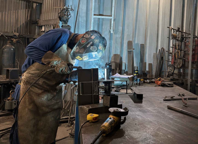 Estruturas Metálicas Sob Medida: Do Projeto à Fabricação